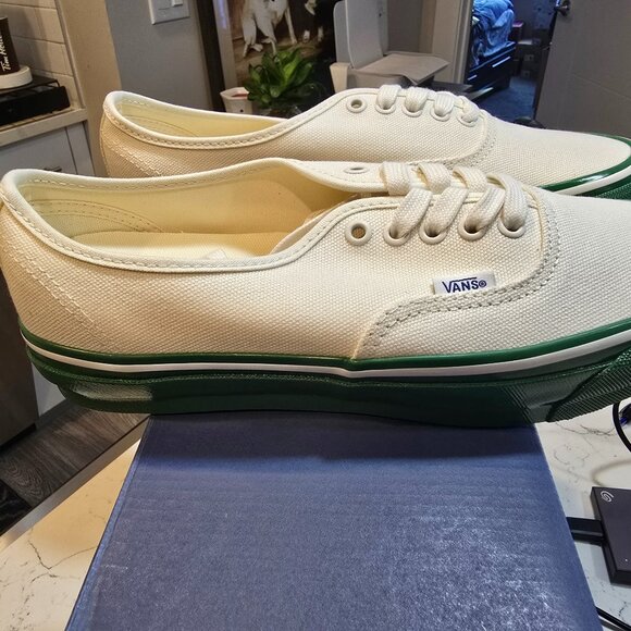 Vans Premium Duck Canvas Authentic 44 Unisex Shoes VN000EBNWGR MENS 12 NEW - Picture 1 of 14